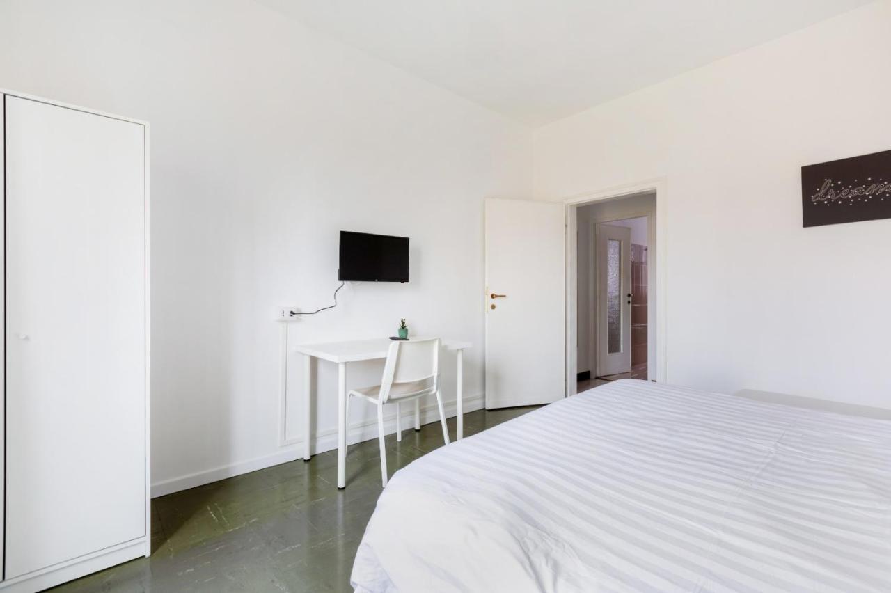 Bonola M1 Bright & Functional Flat Appartamento Milano